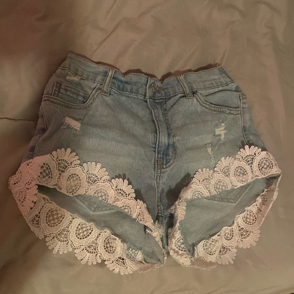 XS Madden NYC Ruffle Jean Shorts